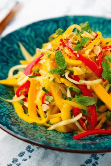 Thai mango salad