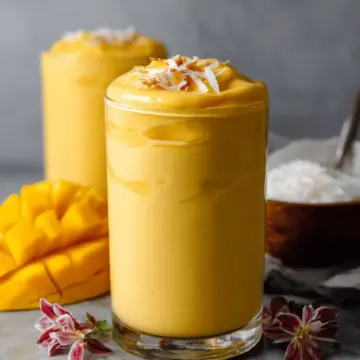 Mango Coconut Milk Smoothie