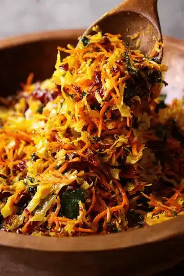 Cabbage & Carrot Thoran