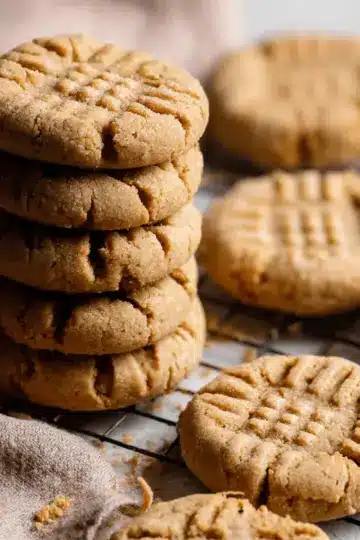 Soft & Thick Peanut Butter Cookies