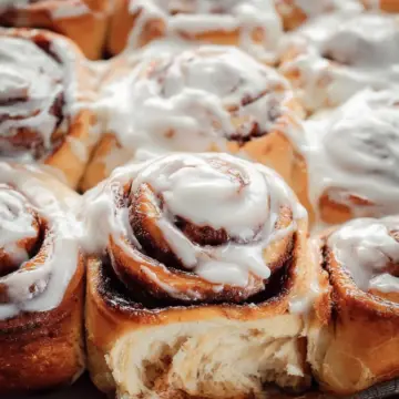 Gingerbread Cinnamon Rolls